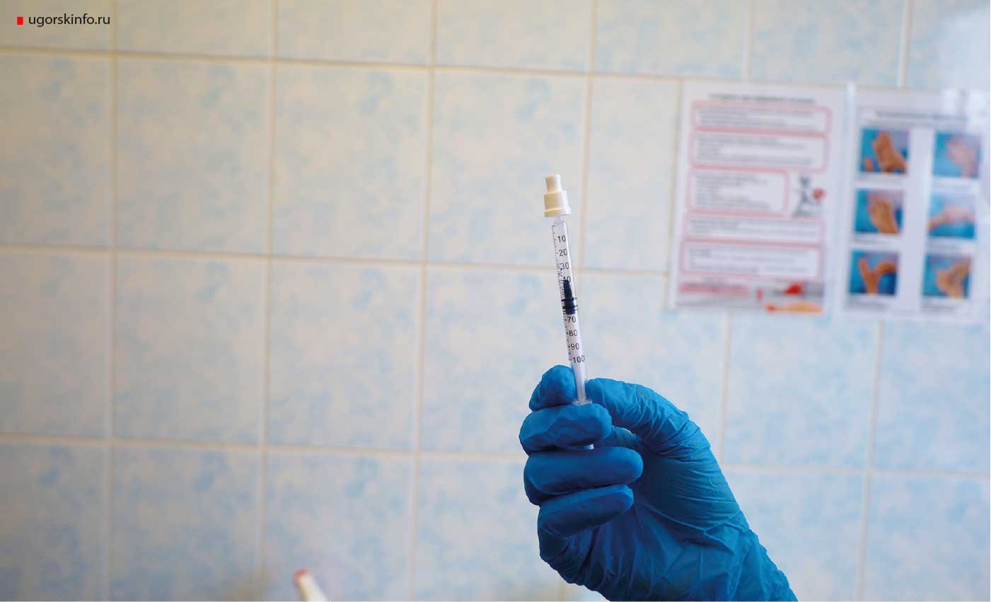 12 октября в городскую больницу поступила партия специальных насадок на шприцы, позволяющих вводить вакцину против коронавирусной инфекции интраназальным методом. 