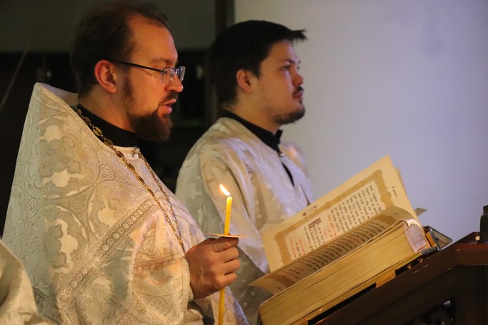 Архипастырь Югорский и Няганский в Крещенский сочельник совершил богослужение в Югорске