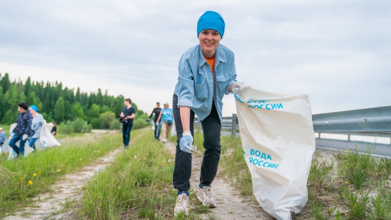 В Ханты-Мансийске очистили 12 километров береговой линии Иртыша