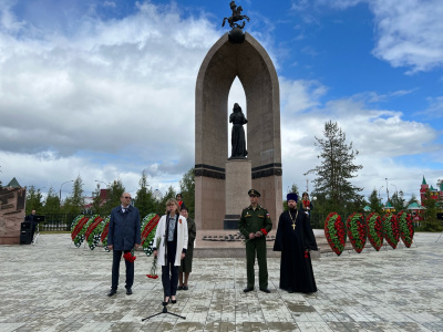 В Югорске прошел митинг, посвященный дню памяти и скорби.