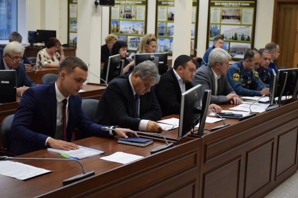 Праздники пройдут безопасно: состоялось заседание антитеррористической комиссии города Югорска