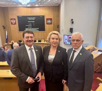 Председатель Думы города Югорска Евгения Комисаренко приняла участие в 22 заседании Думы ХМАО-Югры 7 созыва.