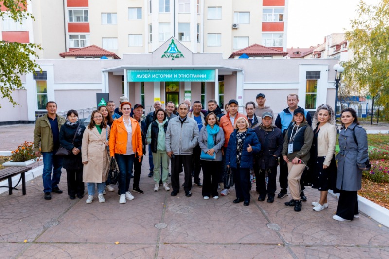 В гостях у музея участники межрегиональной научно-практической конференции «Коренные народы. Окружающая среда. Нефть. Закон».