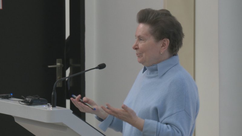 Губернатор Югры Наталья Комарова рассказала студентам об осознанном выборе