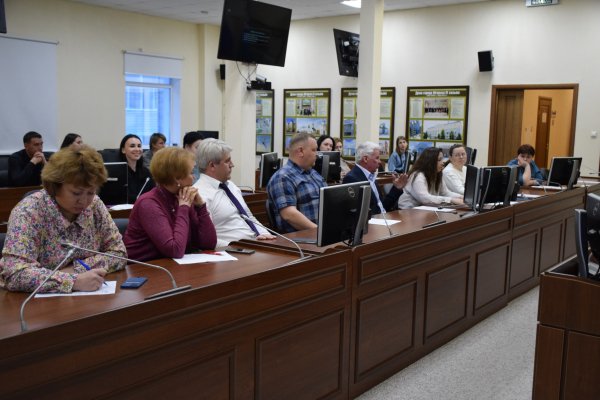 На Общественном совете по проблемам ЖКХ обсудили вопросы уборки снега и подготовку к новому отопительному сезону