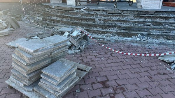 В Югорске продолжается текущий ремонт учреждений