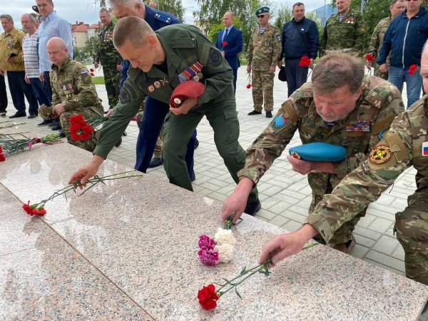 В День ветеранов боевых действий участники локальных конфликтов почтили память своих сослуживцев