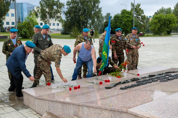 В Югорске отметили День Воздушно-десантных войск