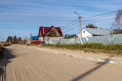 В Югорске обустроили тротуар на ул. Лермонтова