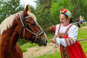 В Югорске прошел яркий праздник культуры: состоялся традиционный Славянский хоровод