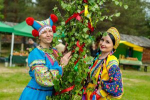 В Югорске прошел яркий праздник культуры: состоялся традиционный Славянский хоровод