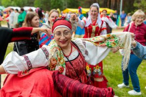 В Югорске прошел яркий праздник культуры: состоялся традиционный Славянский хоровод