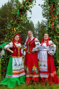 В Югорске прошел яркий праздник культуры: состоялся традиционный Славянский хоровод