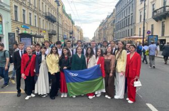 Югорский выпускник Никита Сабиров побывал на знаменитом празднике выпускников «Алые паруса».