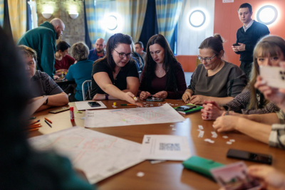 Жители Югорска определили будущее территории «Северный маршрут» на проектной сессии