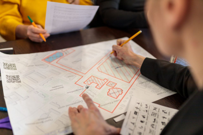 Жители Югорска определили будущее территории «Северный маршрут» на проектной сессии