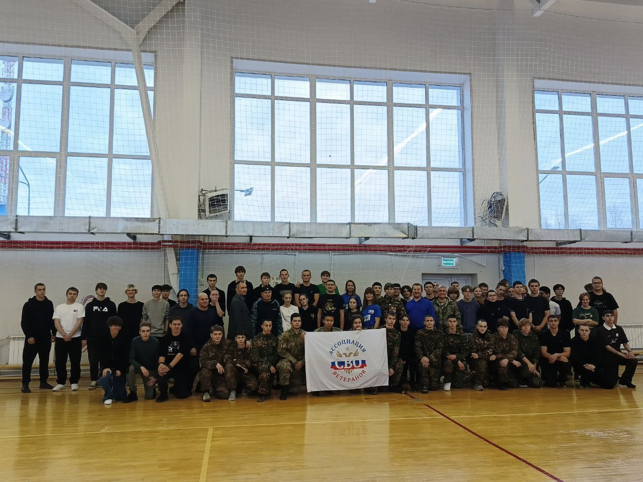 День тренера на базе Югорского политехнического колледжа прошел масштабный патриотический лазертаг-турнир среди студентов!