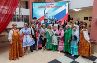 В дружном и гостеприимном Югорске представители казачества и других народов продемонстрировали красоту своих национальных костюмов.