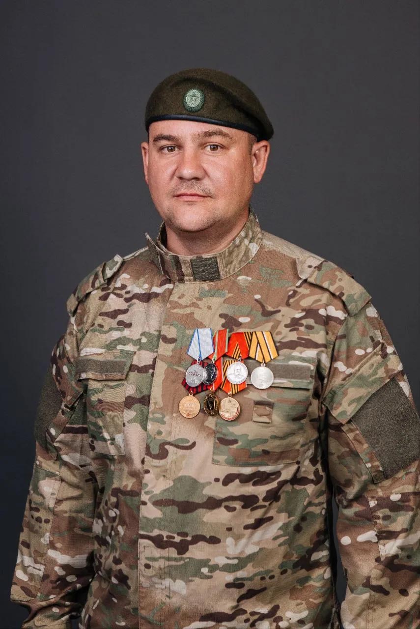 Дома не остались. Ушли защищать Родину