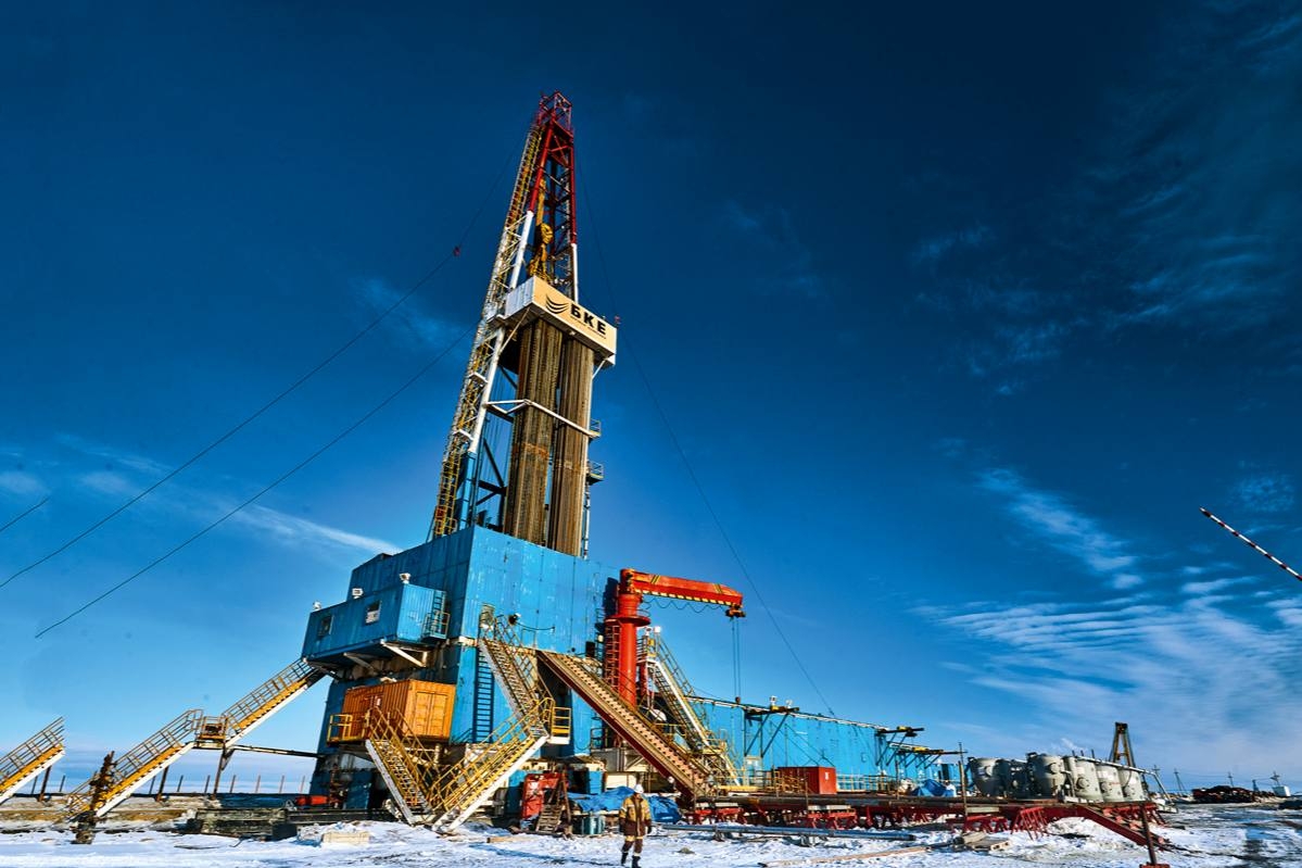 Налоговые льготы для нефтяников сохранят стабильность в Югре и России.