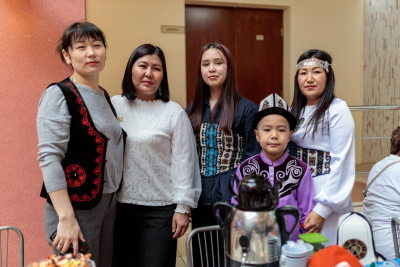 В Центре культуры «Югра-Презент» прошёл фестиваль национальных культур «Югорск многоликий»