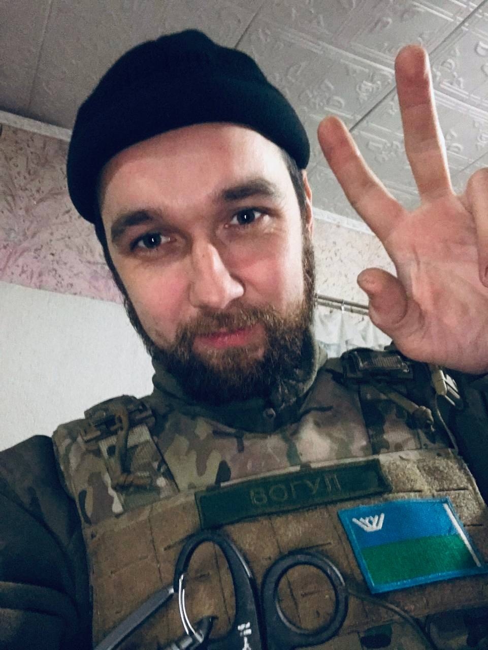 Дома не остались. Ушли защищать Родину