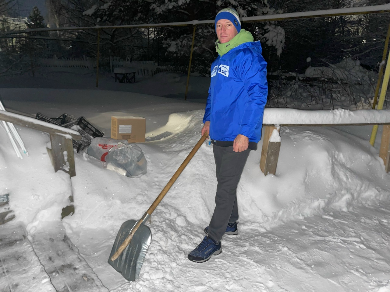 Активисты Молодой Гвардии Югорска продолжают оказывать адресную помощь жителям города