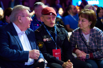 Сердце тыла: югорчане принимают участие в форуме «Патриоты Урала»