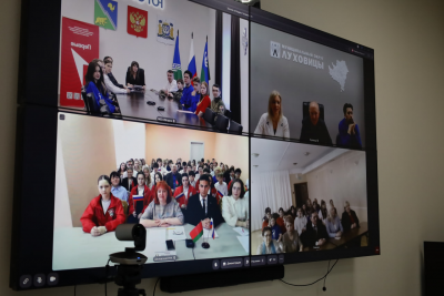 Опыт, традиции и новые идеи: как прошёл телемост ко Дню единения народов России и Беларуси